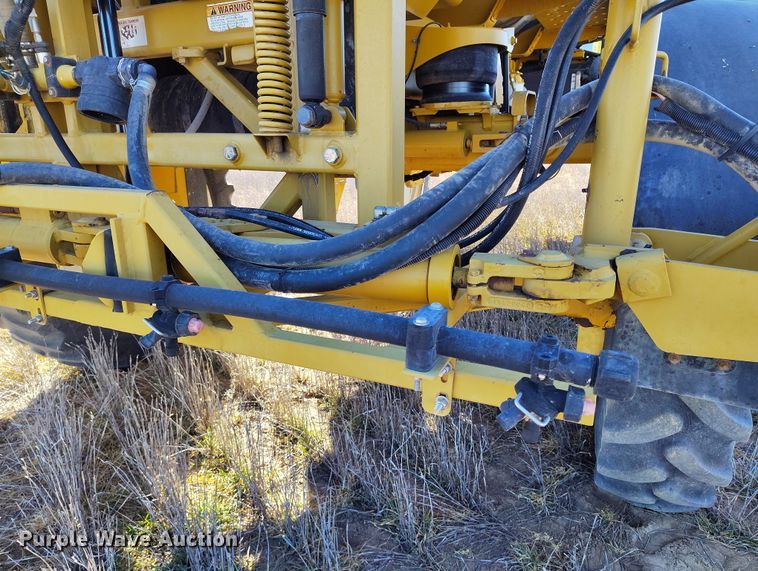 image for item IH9446 AG-Chem RoGator 1264 