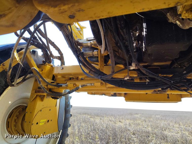 image for item IH9446 AG-Chem RoGator 1264 