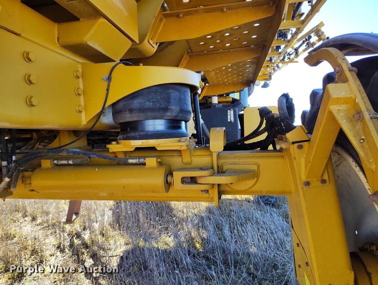 image for item IH9446 AG-Chem RoGator 1264 