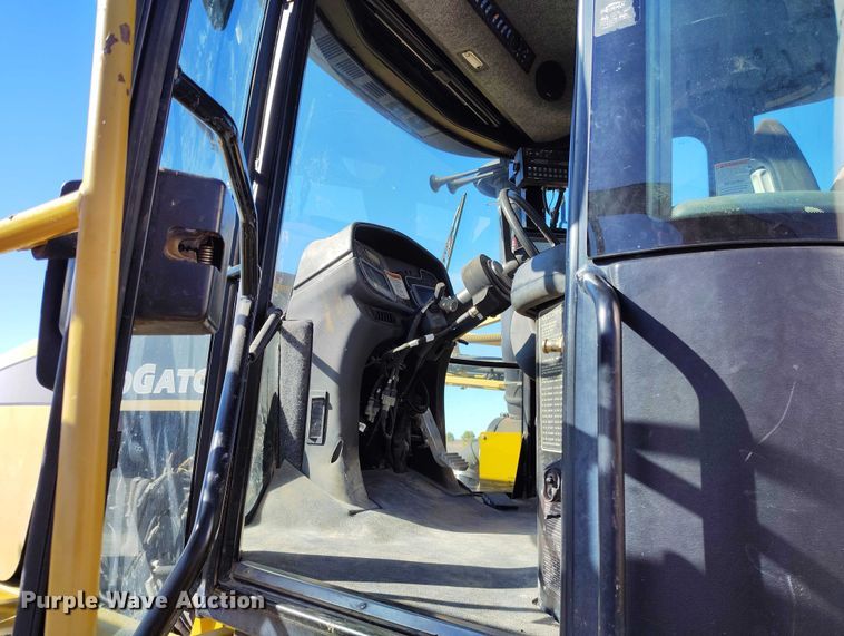 image for item IH9446 AG-Chem RoGator 1264 