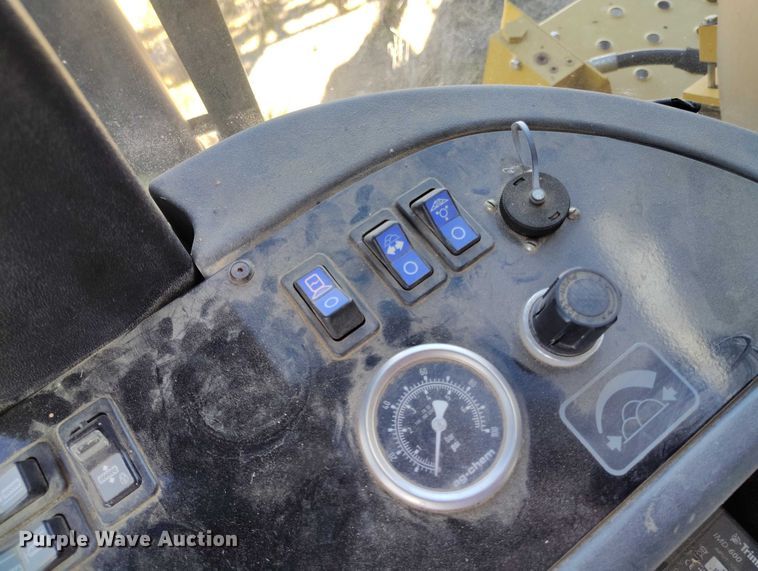 image for item IH9446 AG-Chem RoGator 1264 