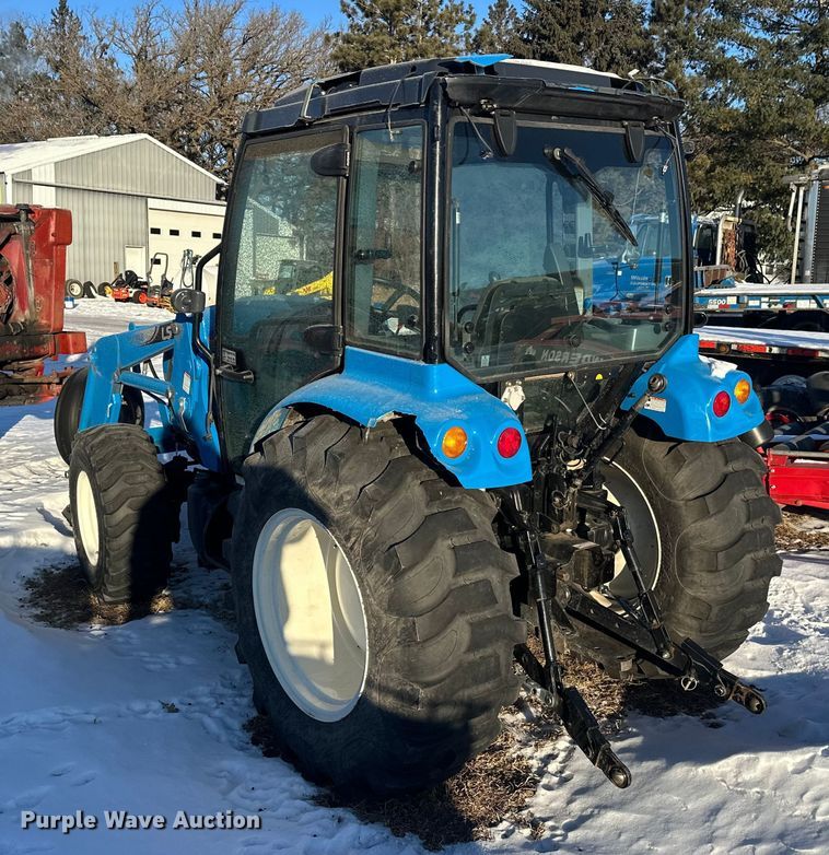 image for item YA2024 LS Mtron XR4140H MFWD tractor