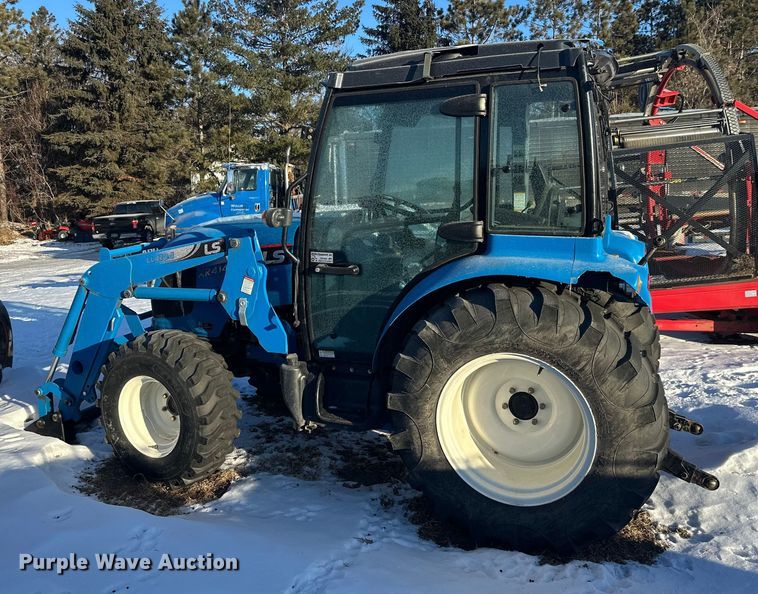 image for item YA2024 LS Mtron XR4140H MFWD tractor