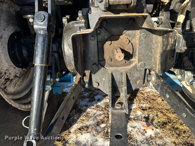 image for item YA2024 LS Mtron XR4140H MFWD tractor