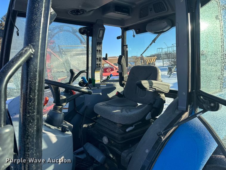 image for item YA2024 LS Mtron XR4140H MFWD tractor