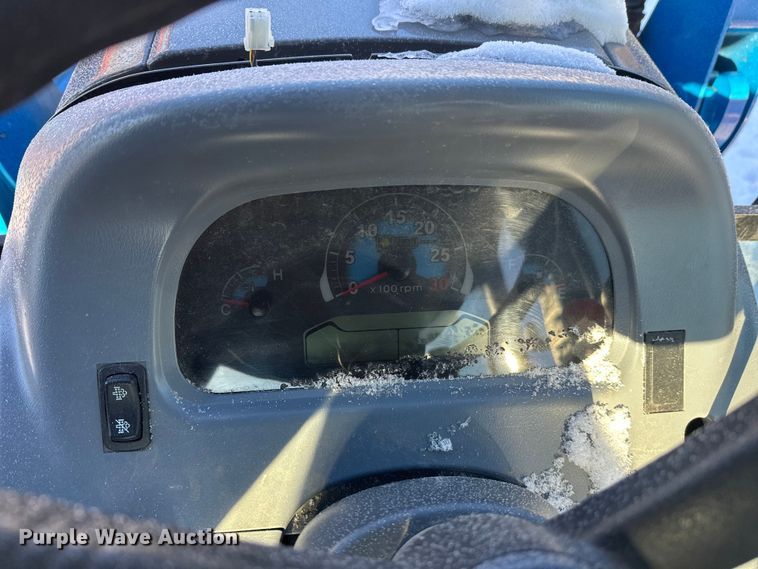 image for item YA2024 LS Mtron XR4140H MFWD tractor