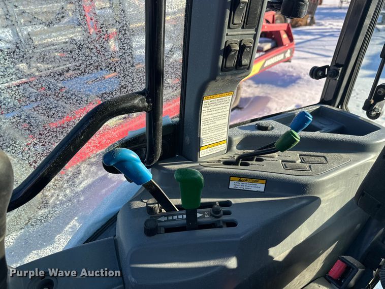 image for item YA2024 LS Mtron XR4140H MFWD tractor