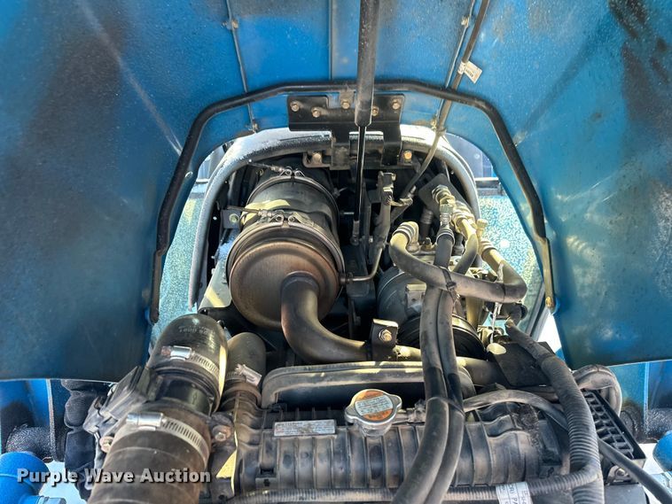 image for item YA2024 LS Mtron XR4140H MFWD tractor