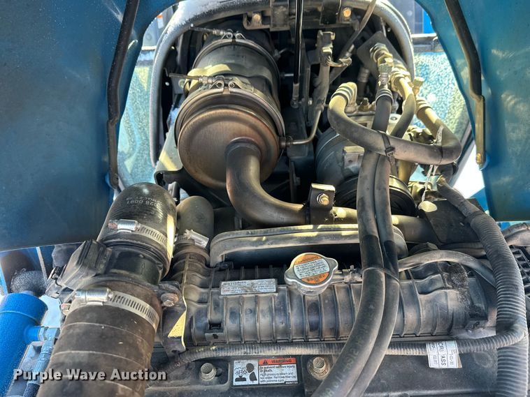 image for item YA2024 LS Mtron XR4140H MFWD tractor