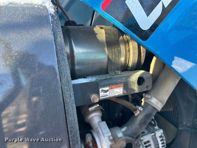 image for item YA2024 LS Mtron XR4140H MFWD tractor