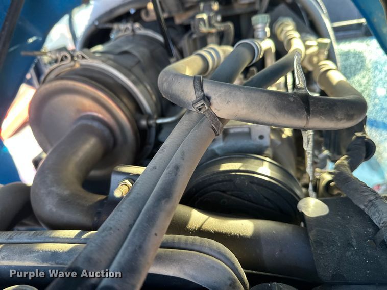 image for item YA2024 LS Mtron XR4140H MFWD tractor