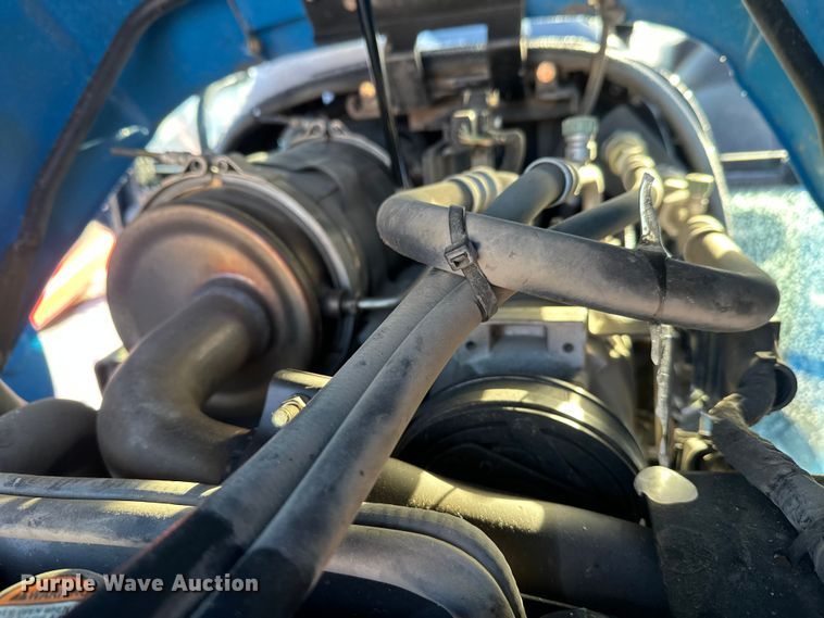 image for item YA2024 LS Mtron XR4140H MFWD tractor