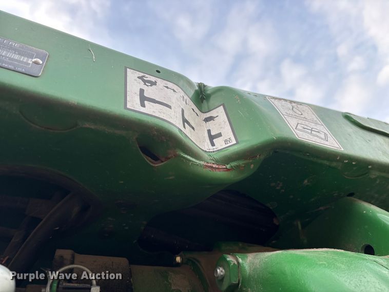 image for item YA2152 2021 John Deere RD40F Hydraflex flex draper head