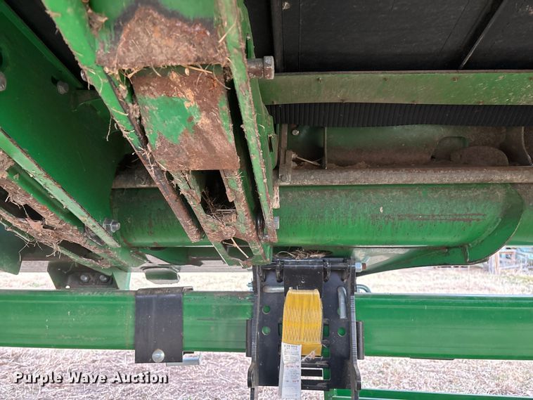 image for item YA2152 2021 John Deere RD40F Hydraflex flex draper head