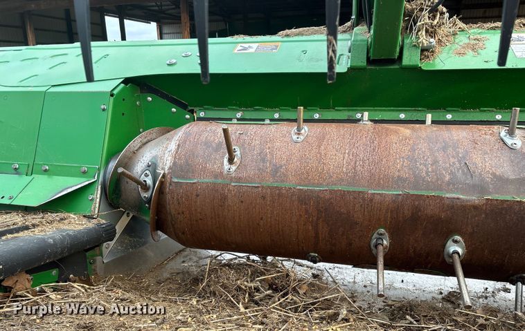 image for item YA2152 2021 John Deere RD40F Hydraflex flex draper head