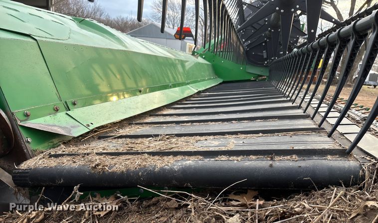 image for item YA2152 2021 John Deere RD40F Hydraflex flex draper head