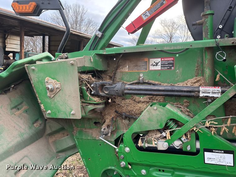image for item YA2152 2021 John Deere RD40F Hydraflex flex draper head
