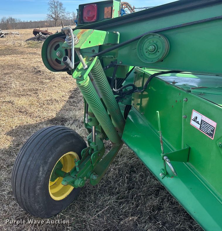 image for item YA2153 John Deere 946 swather / windrower