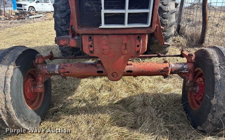 image for item YA2154 1979 International Harvester Hydro 186 tractor