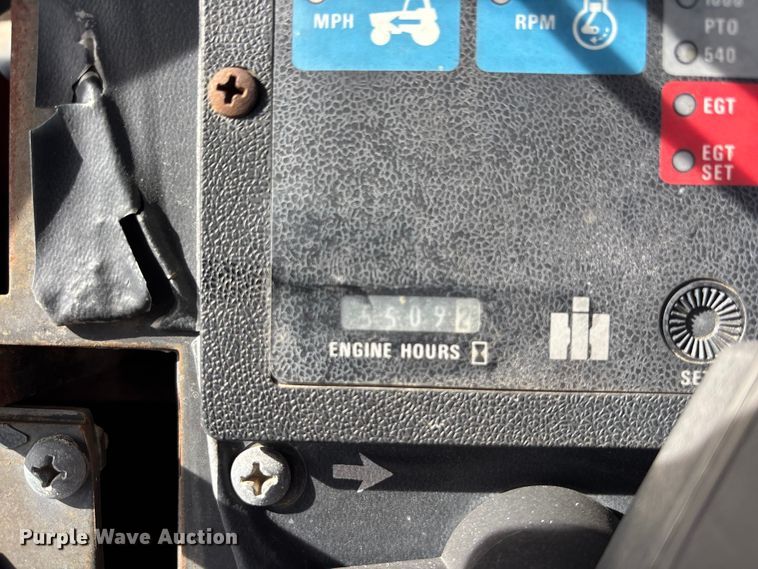 image for item YA2154 1979 International Harvester Hydro 186 tractor