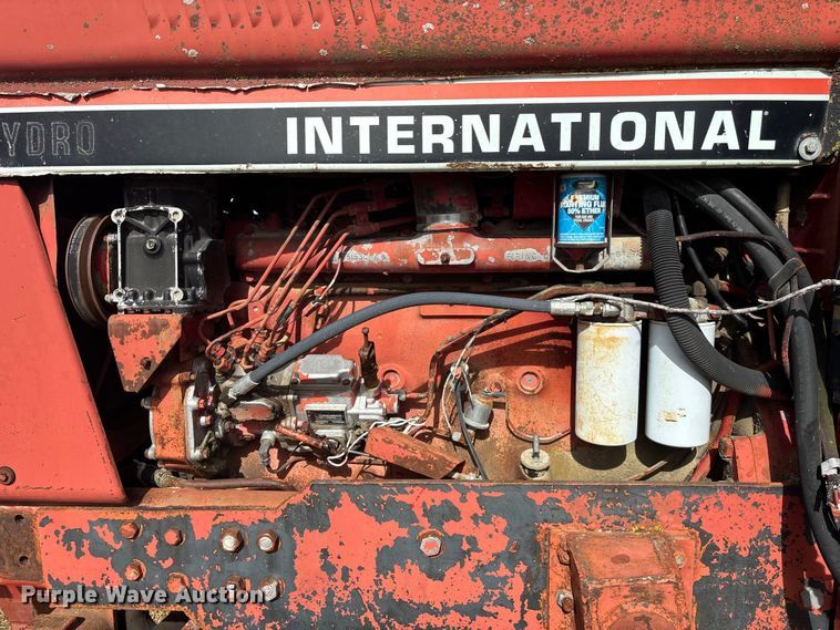 image for item YA2154 1979 International Harvester Hydro 186 tractor
