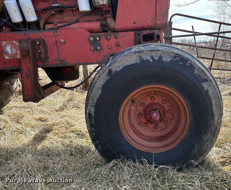 image for item YA2154 1979 International Harvester Hydro 186 tractor