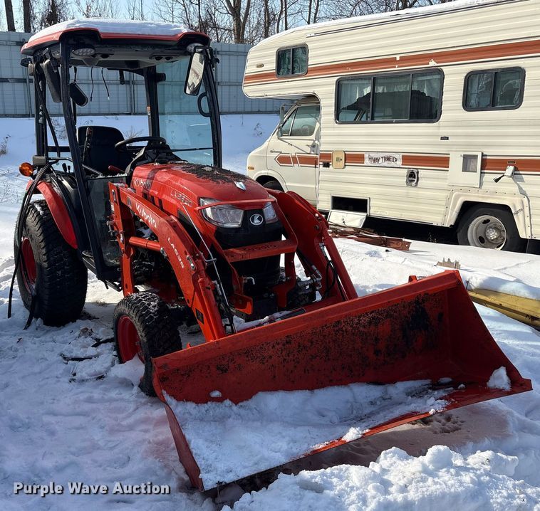 image for item YA2230 2025 Kubota LX2620HSD MFWD tractor