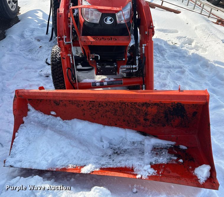 image for item YA2230 2025 Kubota LX2620HSD MFWD tractor