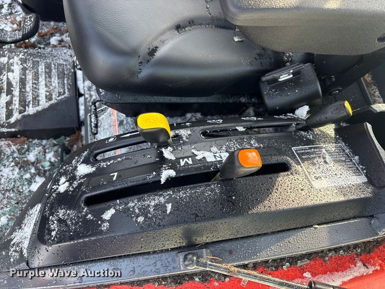 image for item YA2230 2025 Kubota LX2620HSD MFWD tractor