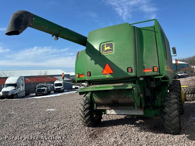 image for item YA2232 2000 John Deere 9650STS combine