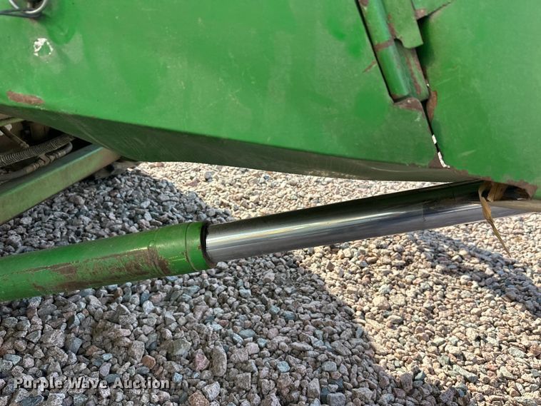 image for item YA2232 2000 John Deere 9650STS combine