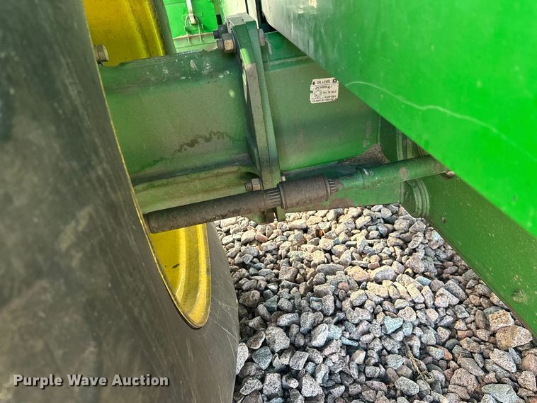 image for item YA2232 2000 John Deere 9650STS combine