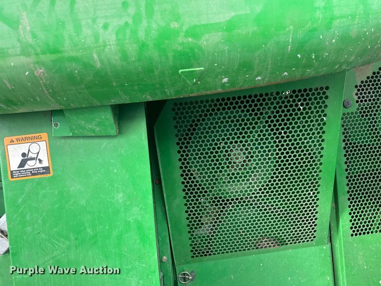 image for item YA2232 2000 John Deere 9650STS combine