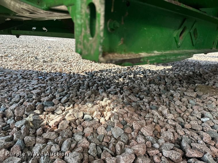 image for item YA2232 2000 John Deere 9650STS combine