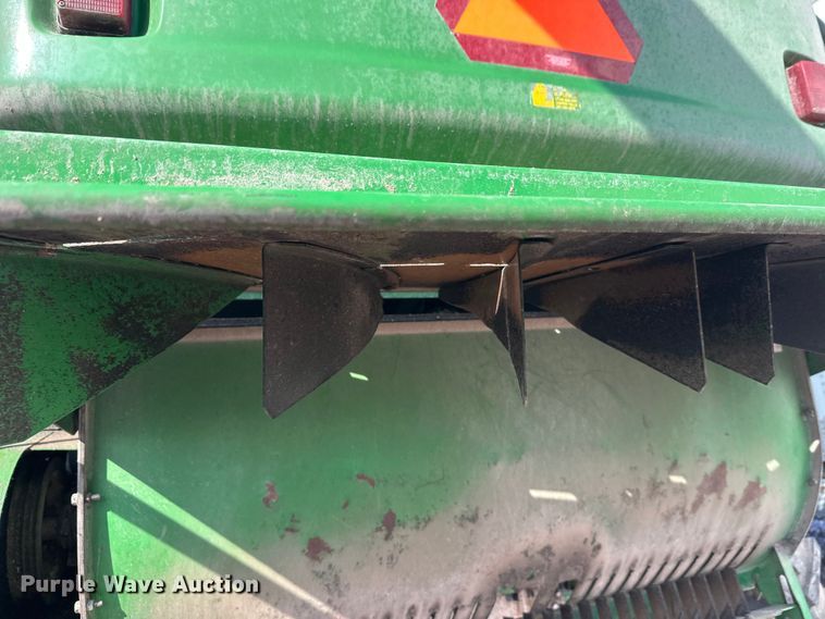 image for item YA2232 2000 John Deere 9650STS combine