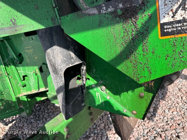 image for item YA2232 2000 John Deere 9650STS combine