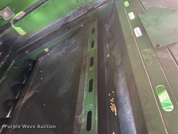 image for item YA2232 2000 John Deere 9650STS combine