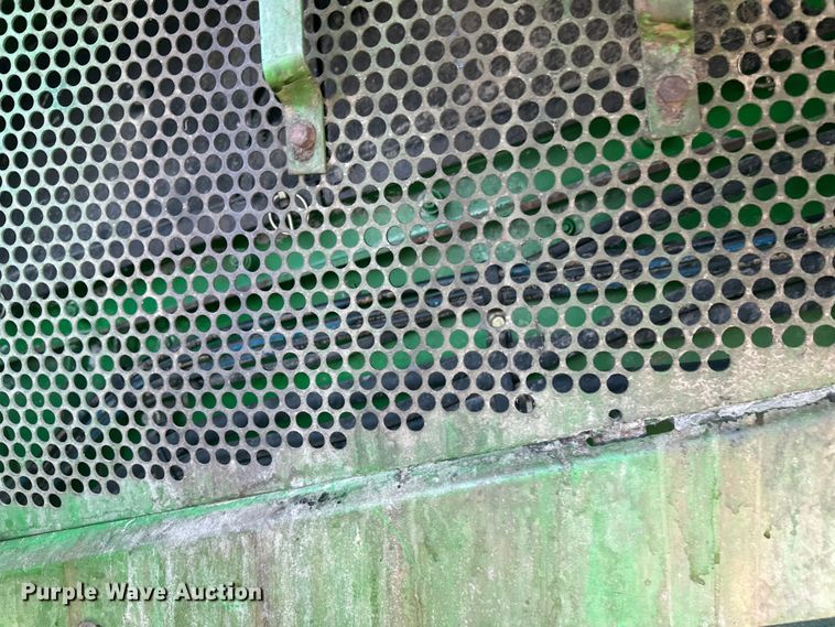 image for item YA2232 2000 John Deere 9650STS combine