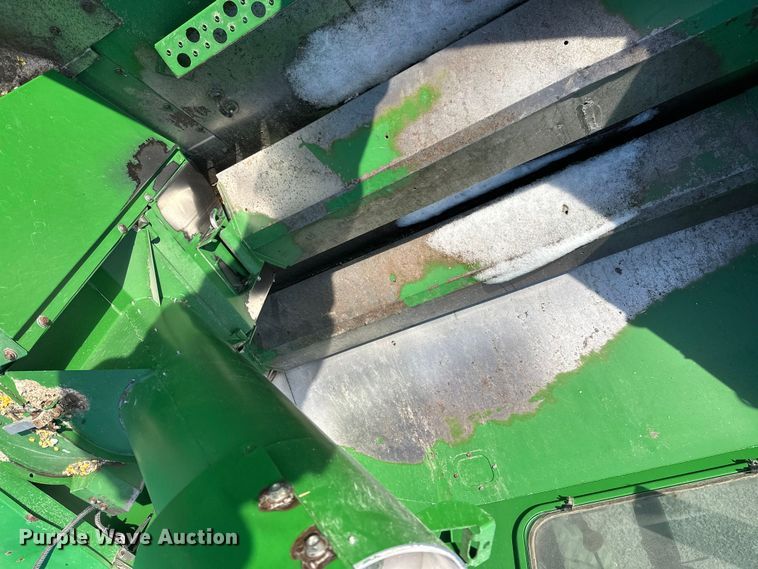 image for item YA2232 2000 John Deere 9650STS combine