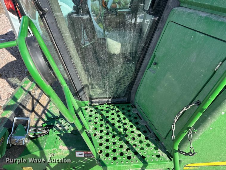 image for item YA2232 2000 John Deere 9650STS combine