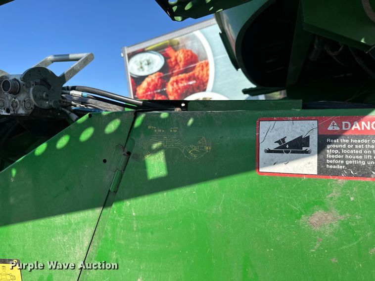 image for item YA2232 2000 John Deere 9650STS combine