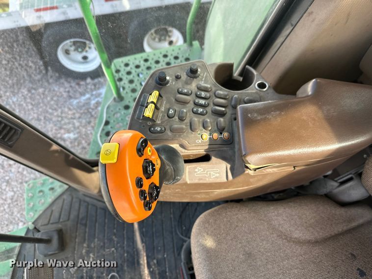 image for item YA2232 2000 John Deere 9650STS combine