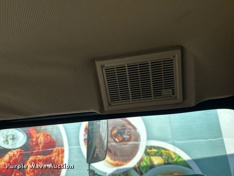 image for item YA2232 2000 John Deere 9650STS combine