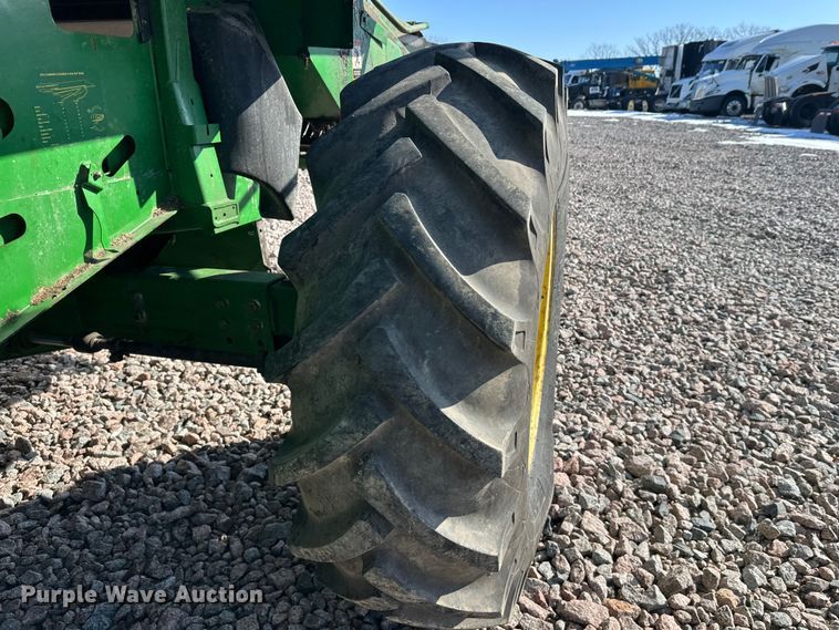 image for item YA2232 2000 John Deere 9650STS combine