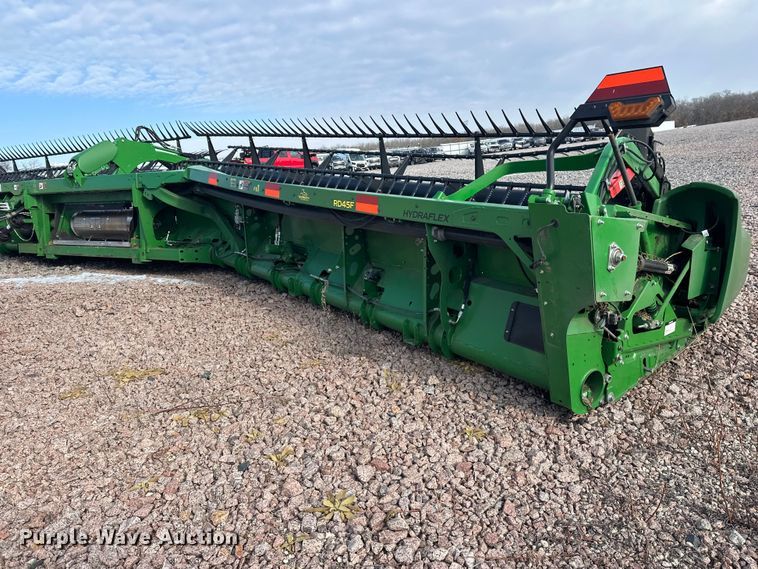 image for item YA2511 2022 John Deere RD45F flex draper head
