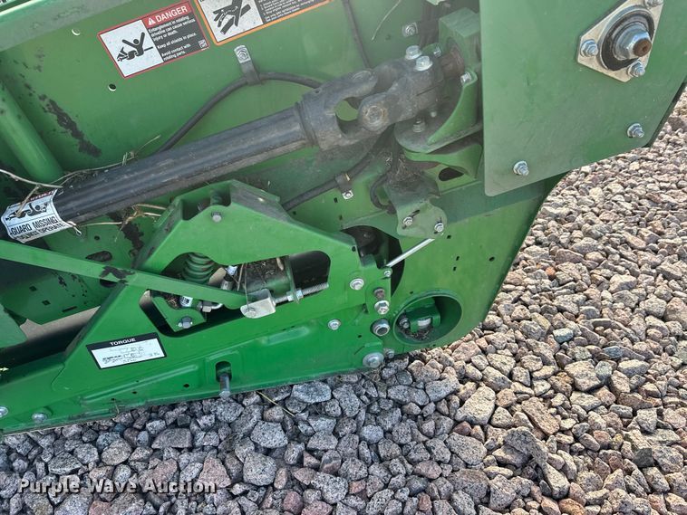 image for item YA2511 2022 John Deere RD45F flex draper head