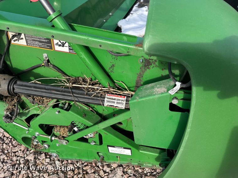 image for item YA2511 2022 John Deere RD45F flex draper head