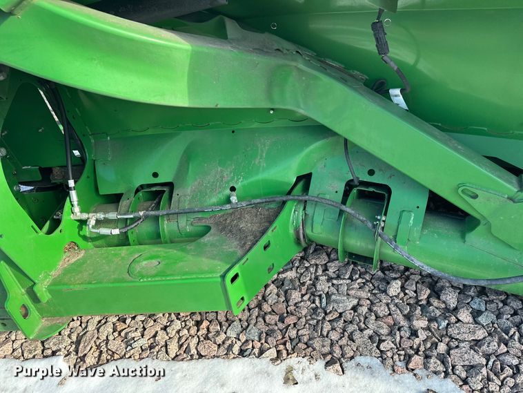 image for item YA2511 2022 John Deere RD45F flex draper head