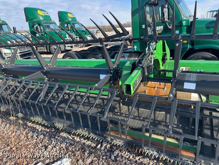 image for item YA2512 2022 John Deere RD45F flex draper head