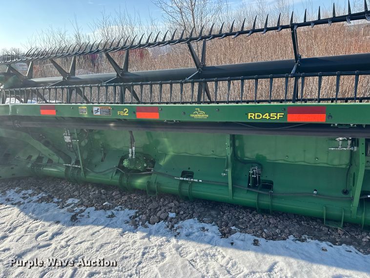 image for item YA2512 2022 John Deere RD45F flex draper head